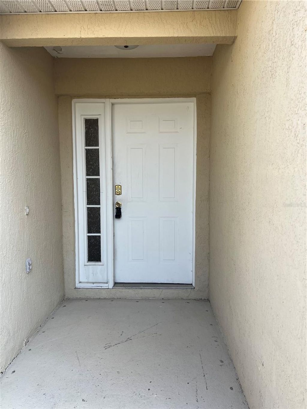 Photo of 226 Hillcrest Drive, Davenport, FL 33897 (MLS # G5107181)