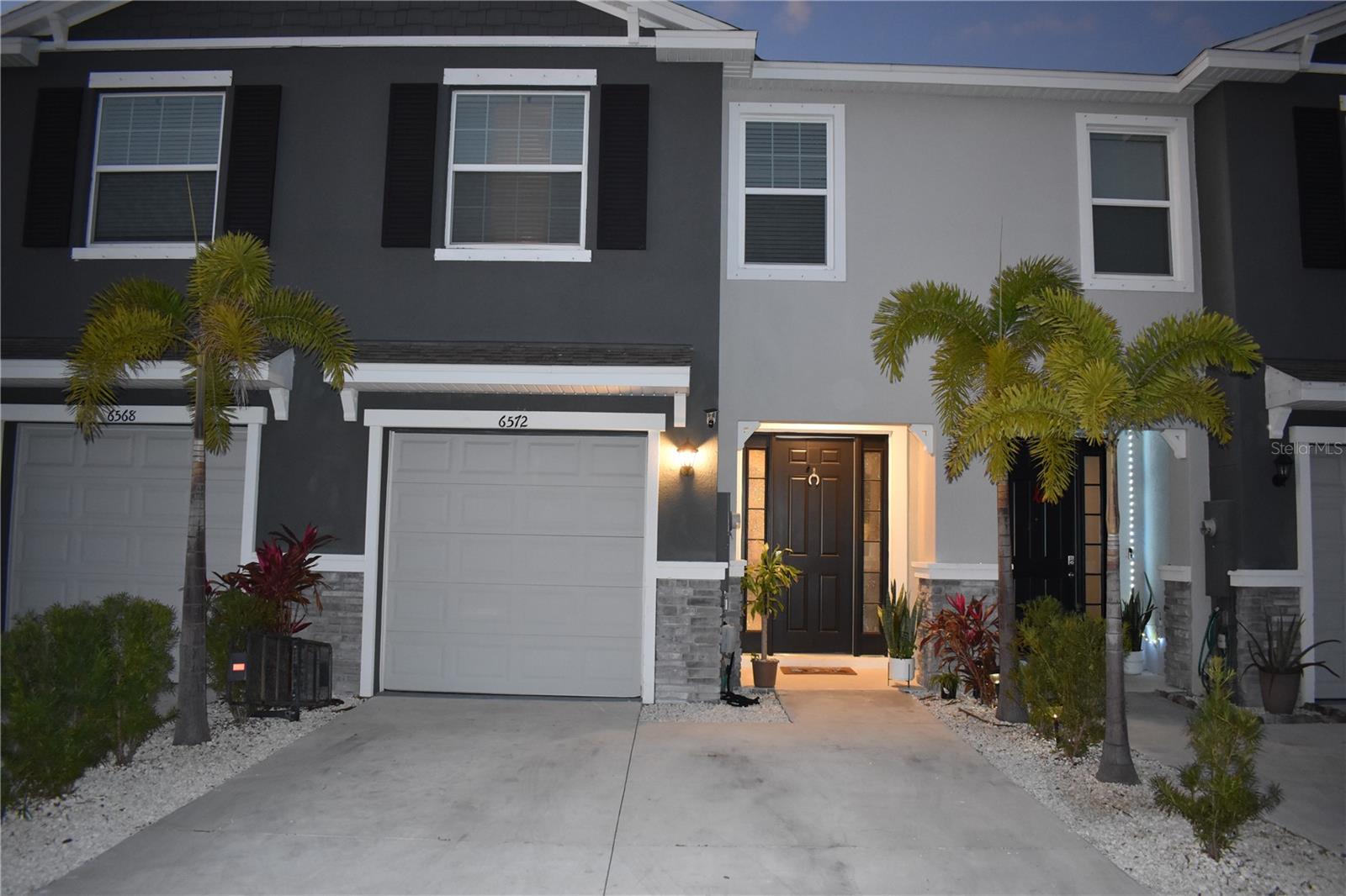 6572 SERENITY FALL LANE