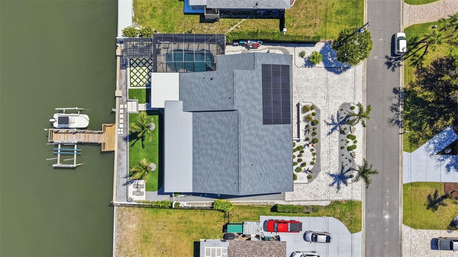 5207 BAY STATE ROAD