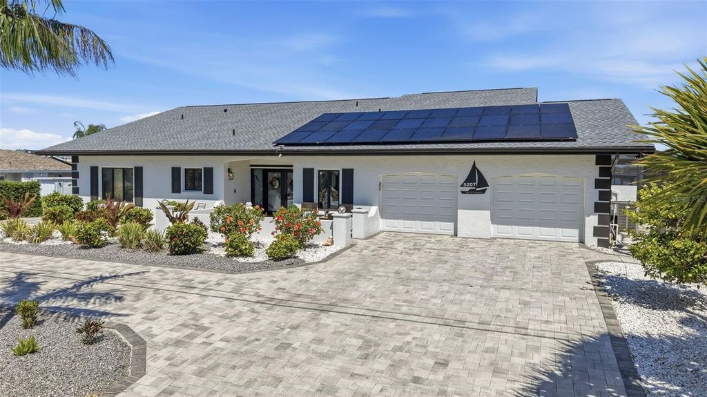 Photo of 5207 Bay State Road, Palmetto, FL 34221 (MLS # TB8505742)