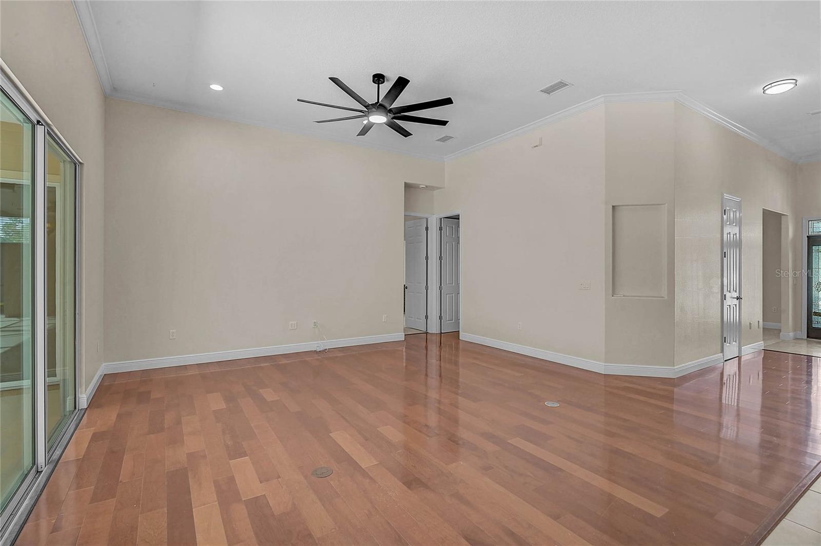 MILL CREEK - Residential