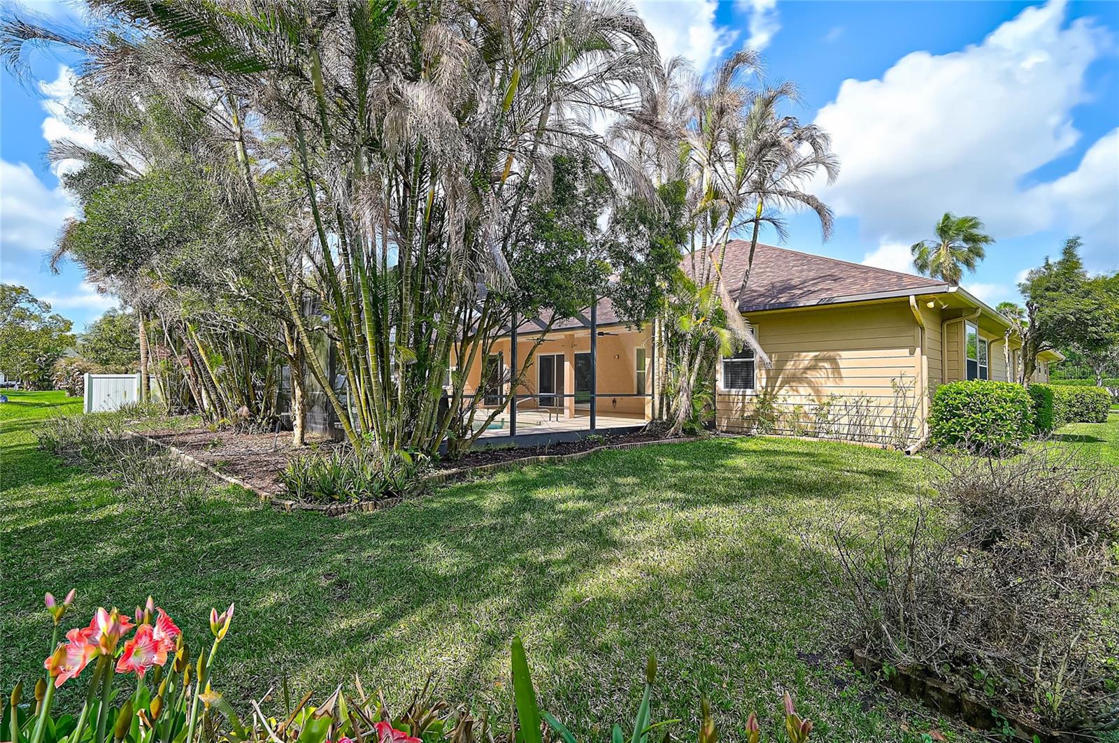 MILL CREEK - Residential