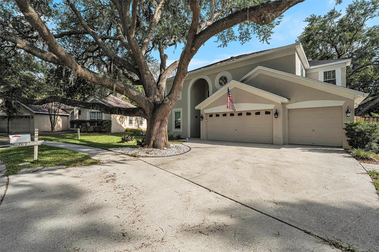 709 GRAND CANYON DRIVE