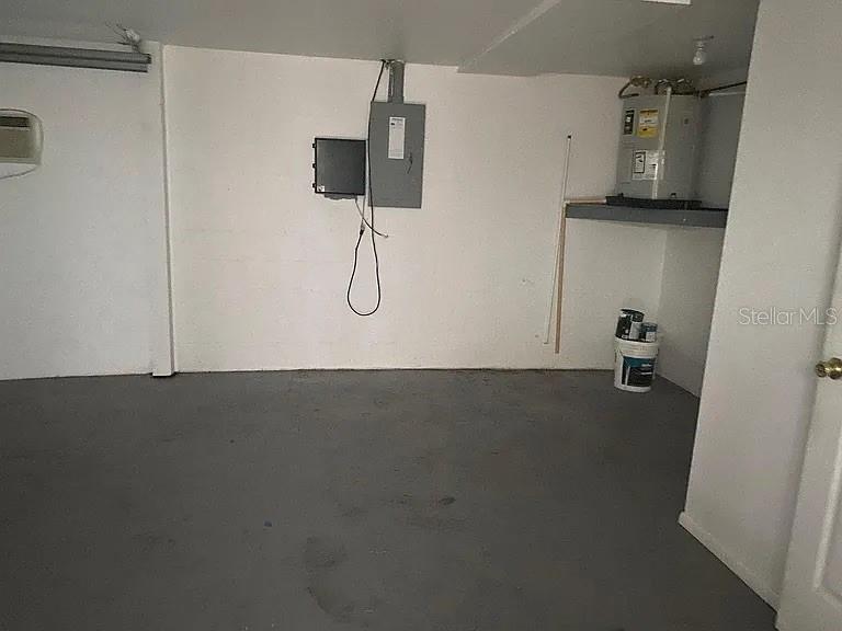 REGENCY PARK - Residential