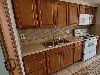 REGENCY PARK - Residential