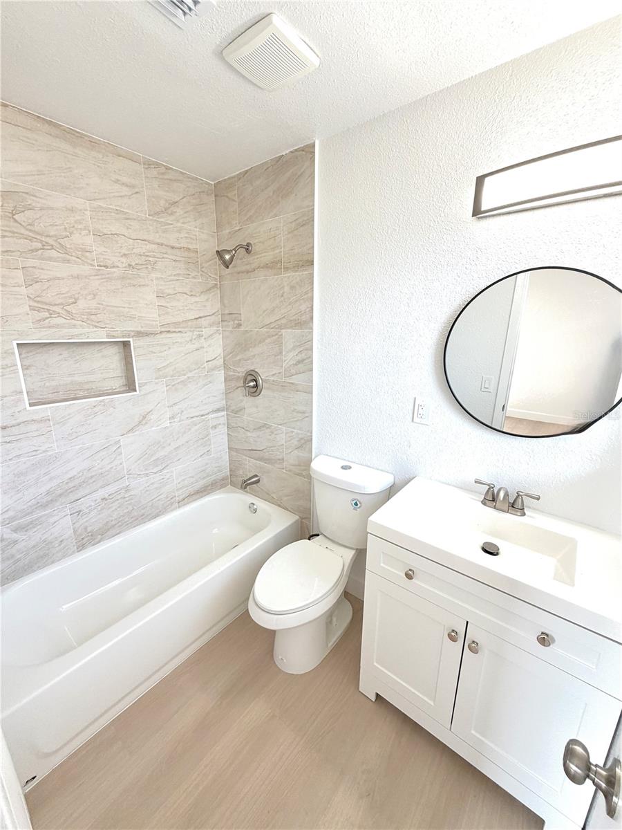 RICH MOOR VILLAS/GOLDENROD - Residential Lease