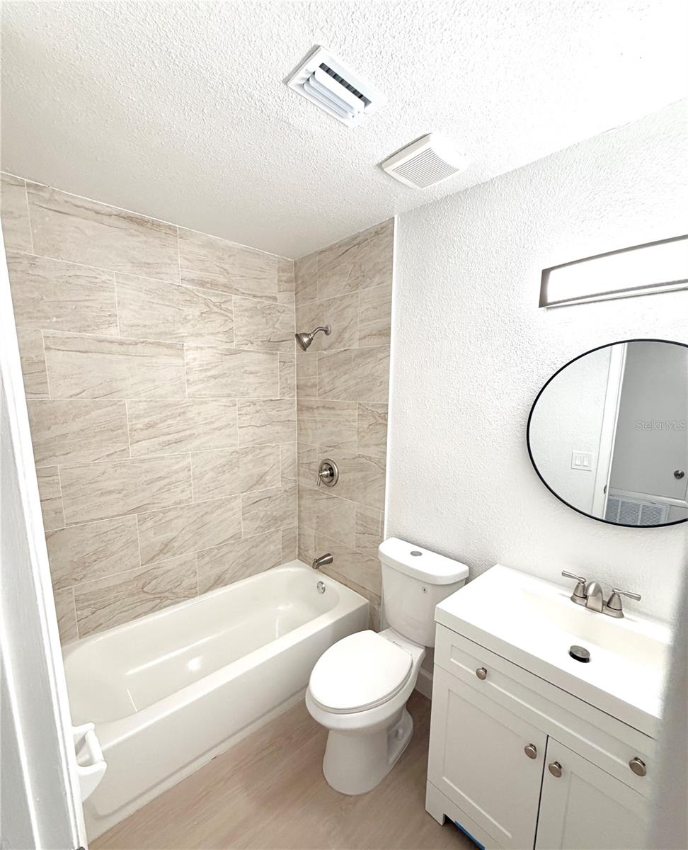 RICH MOOR VILLAS/GOLDENROD - Residential Lease