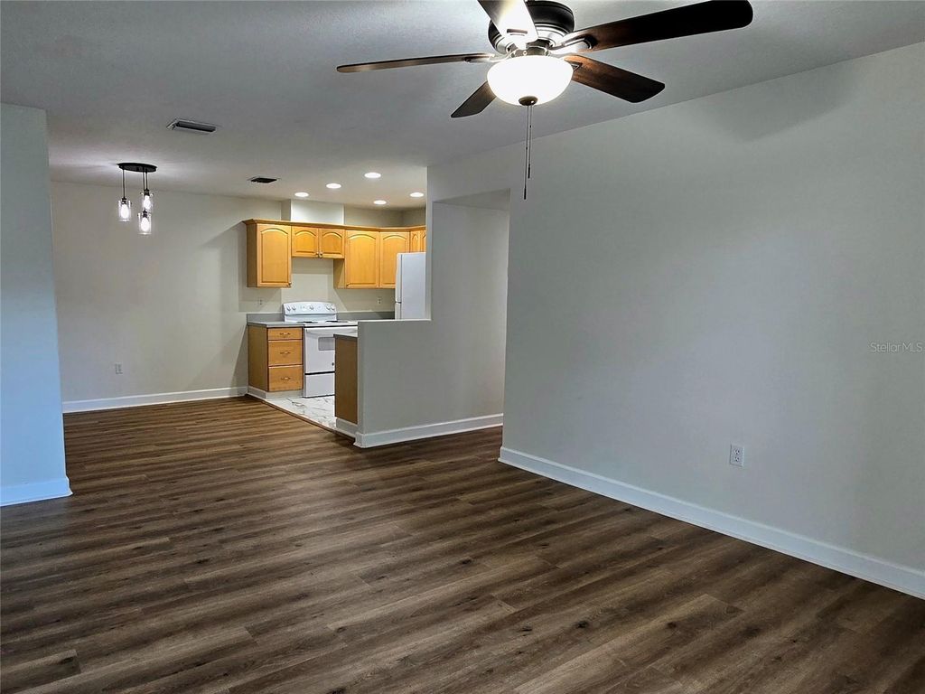 Photo of 940 Lake Destiny Rd #H, Altamonte Springs, FL 32714 (MLS # S5148982)