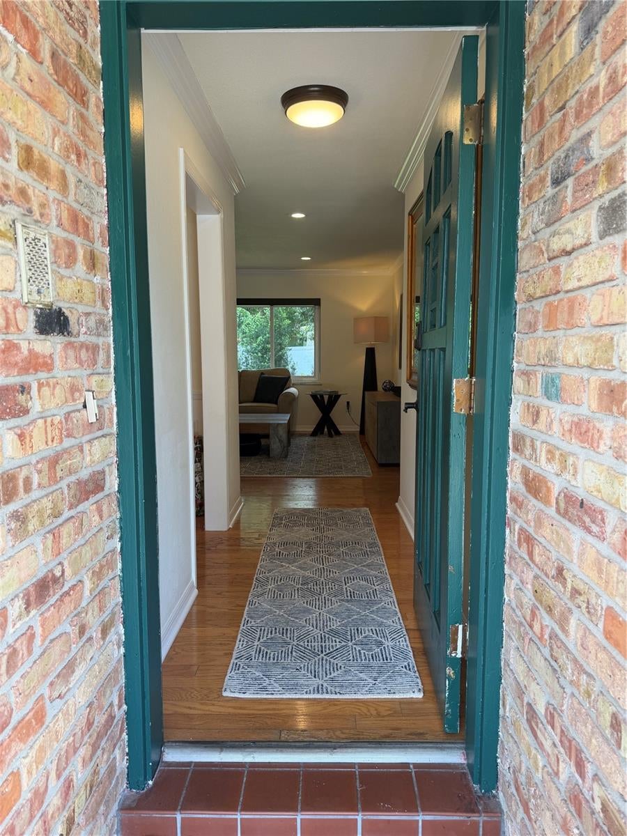 810 SWEETBRIAR ROAD