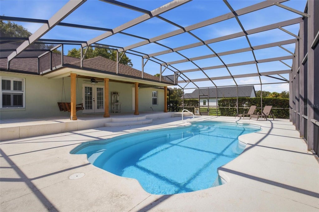 Photo of 40044 Agusta Drive, Lady Lake, FL 32159 (MLS # G5117298)