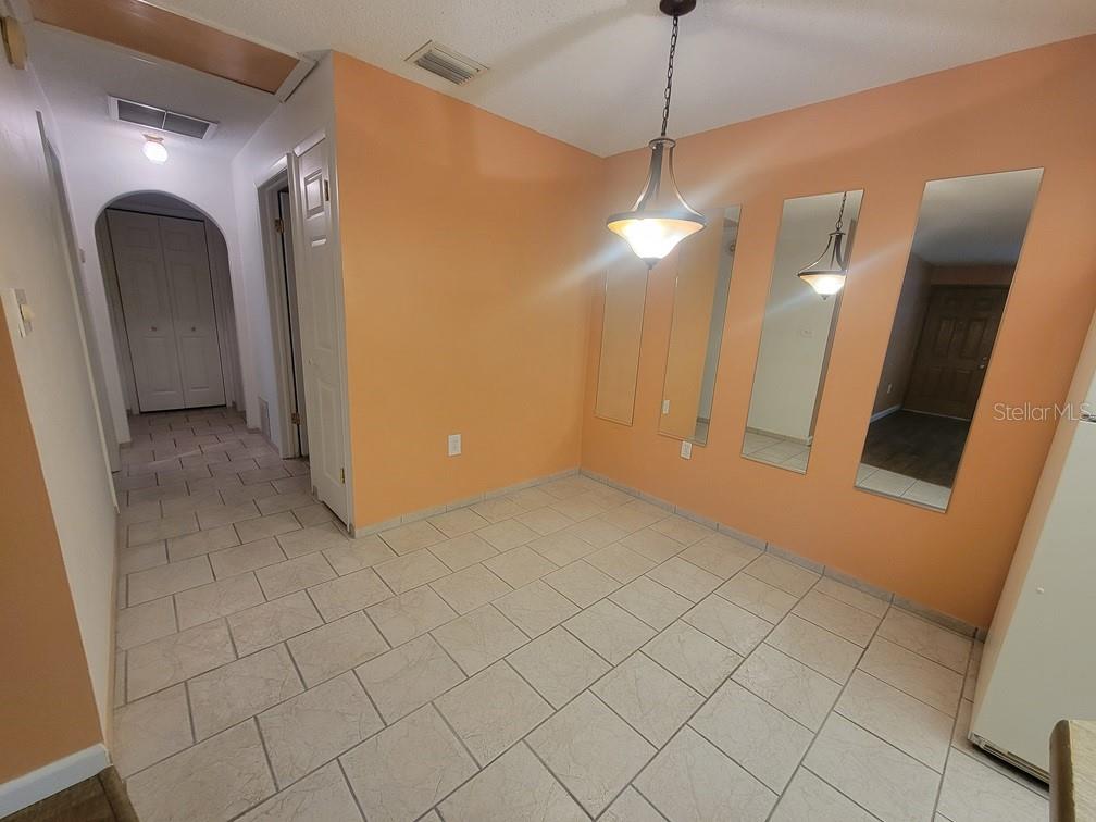 CEDAR POINTE CONDO PH 02 - Residential Lease