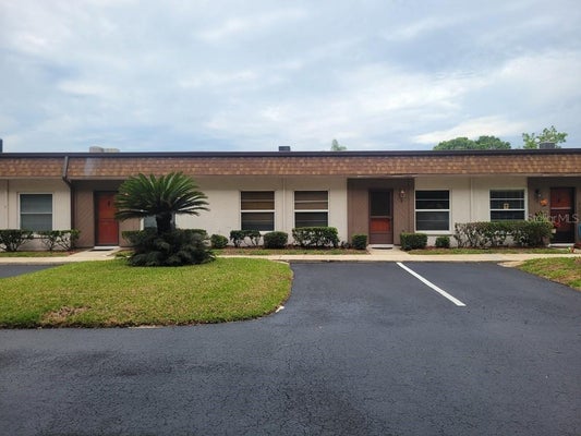 6141 CHESHAM DR APT 8, NEW PORT RICHEY, FL 34653 - Image c28ee5b076ea0e350eb97ebf6dc0a462/710036125