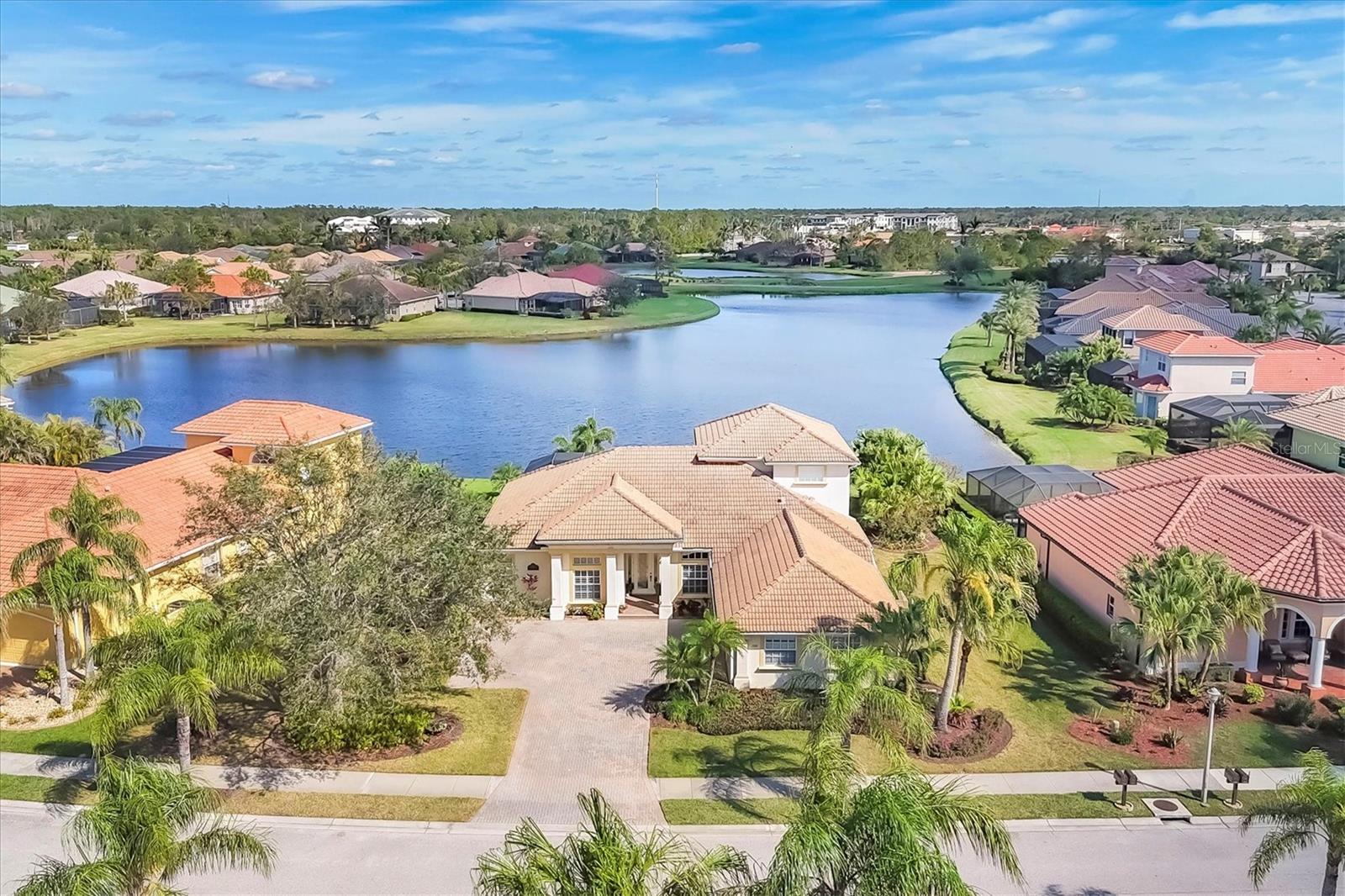 1526 CREEK NINE DRIVE