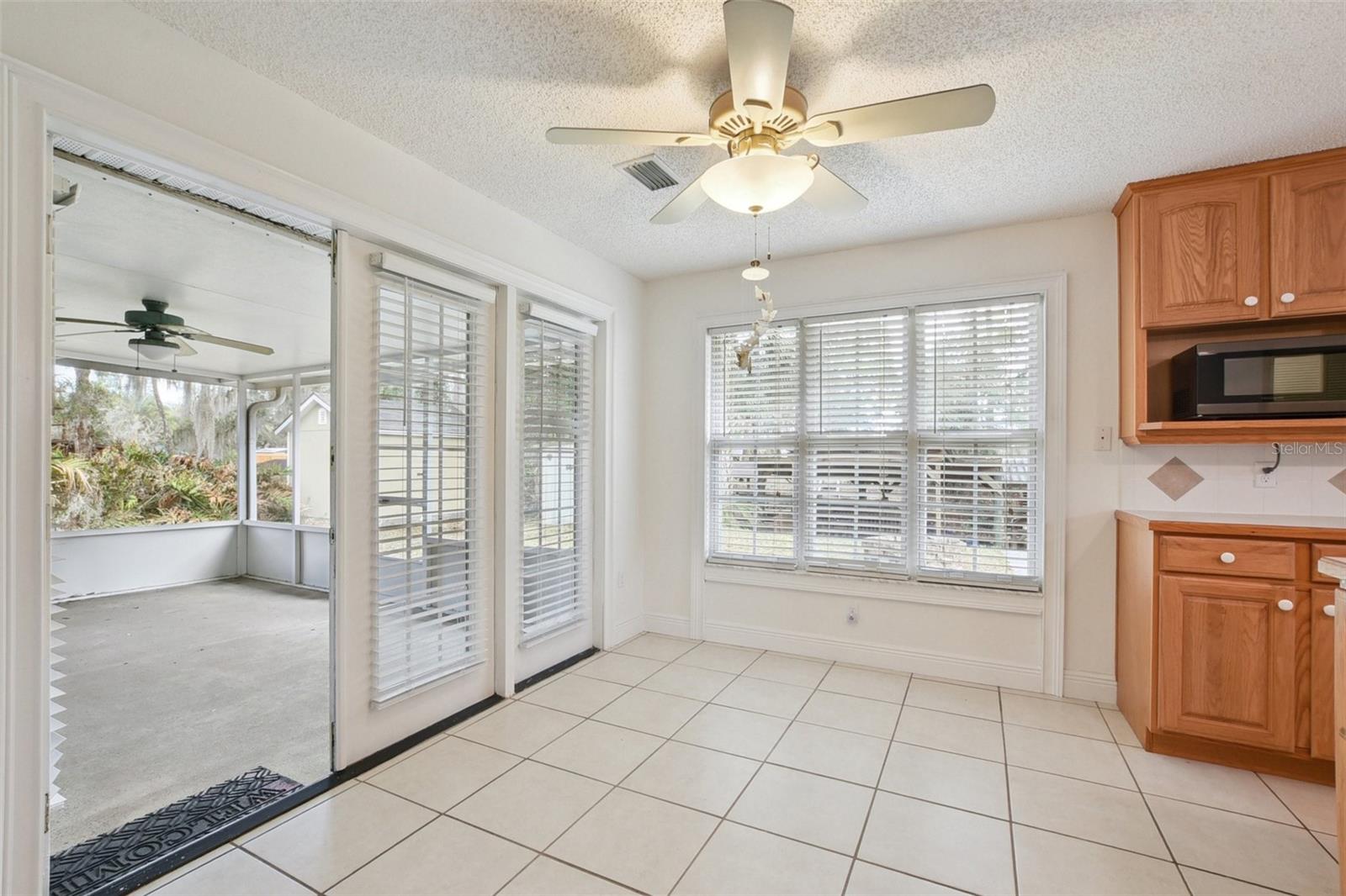 RIVER RIDGE - Residential