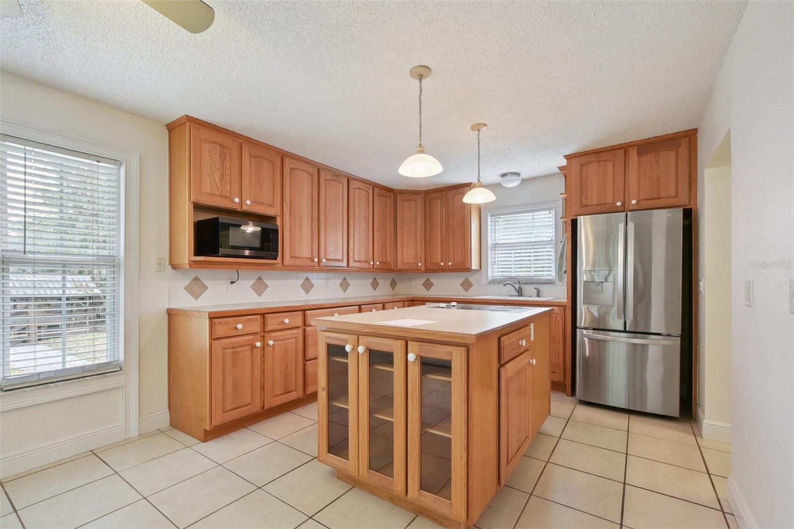 RIVER RIDGE - Residential