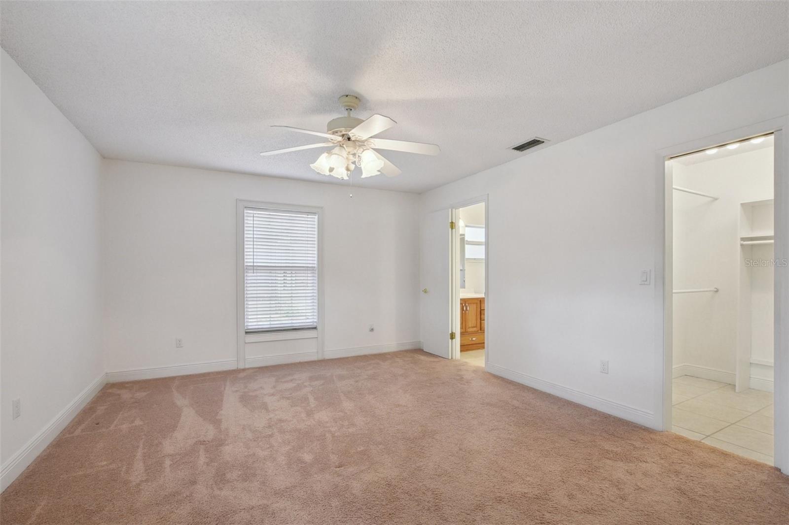 RIVER RIDGE - Residential