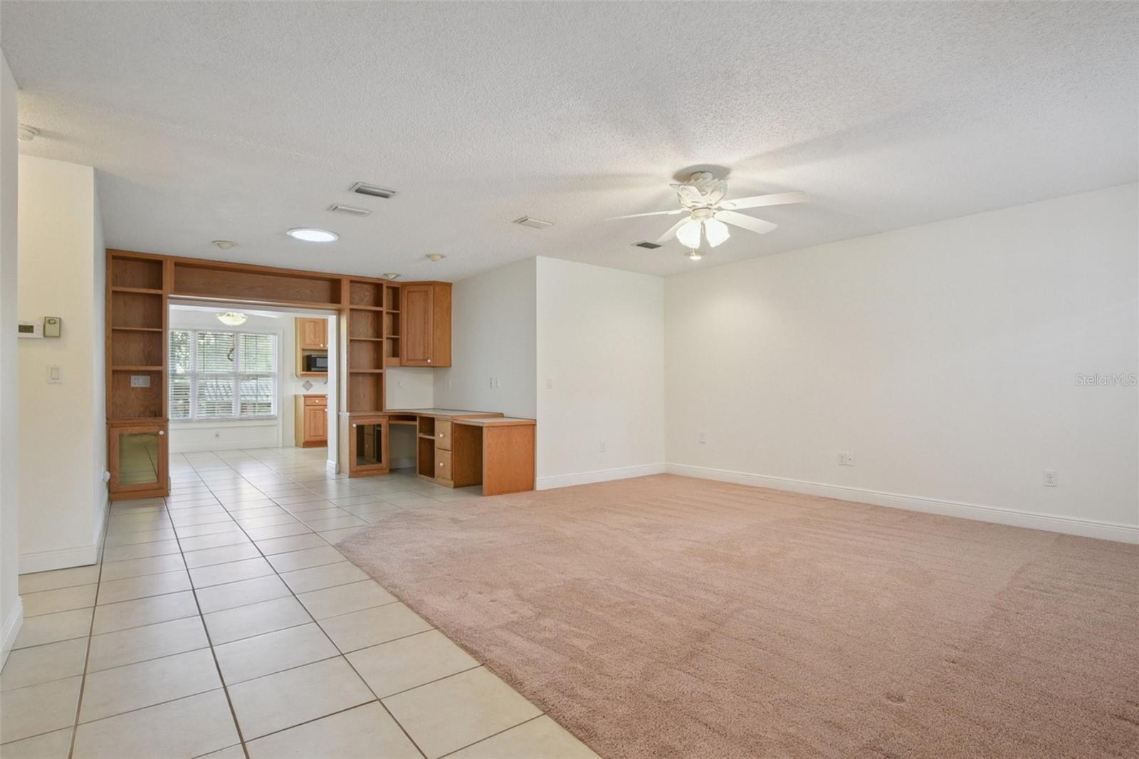 RIVER RIDGE - Residential