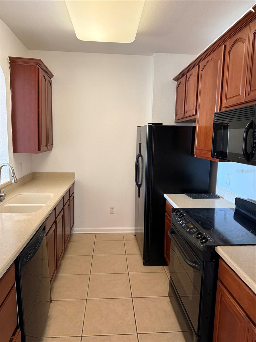 STONEBRIDGE RESERVE CONDOMINIUM PHASE 3 - Residential