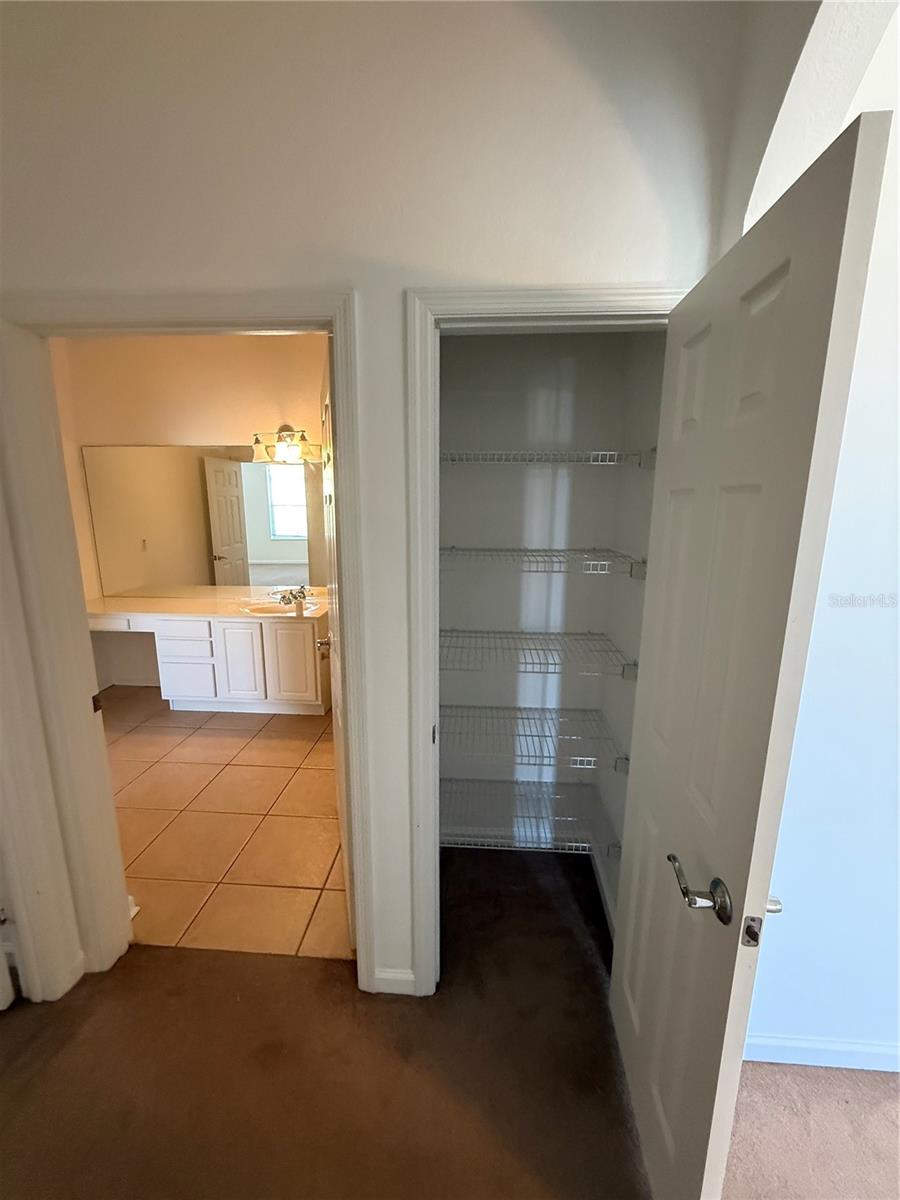 STONEBRIDGE RESERVE CONDOMINIUM PHASE 3 - Residential