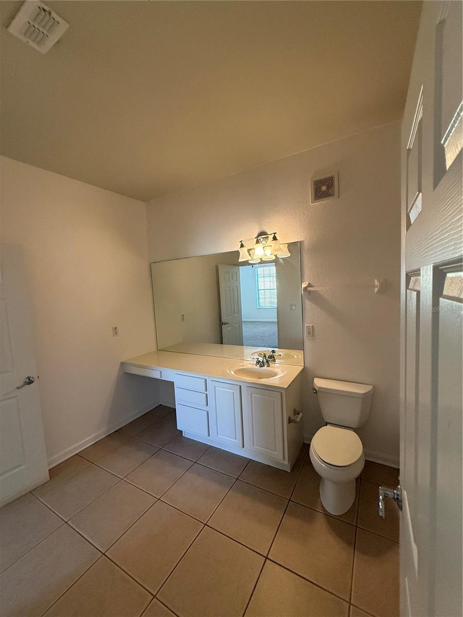 STONEBRIDGE RESERVE CONDOMINIUM PHASE 3 - Residential