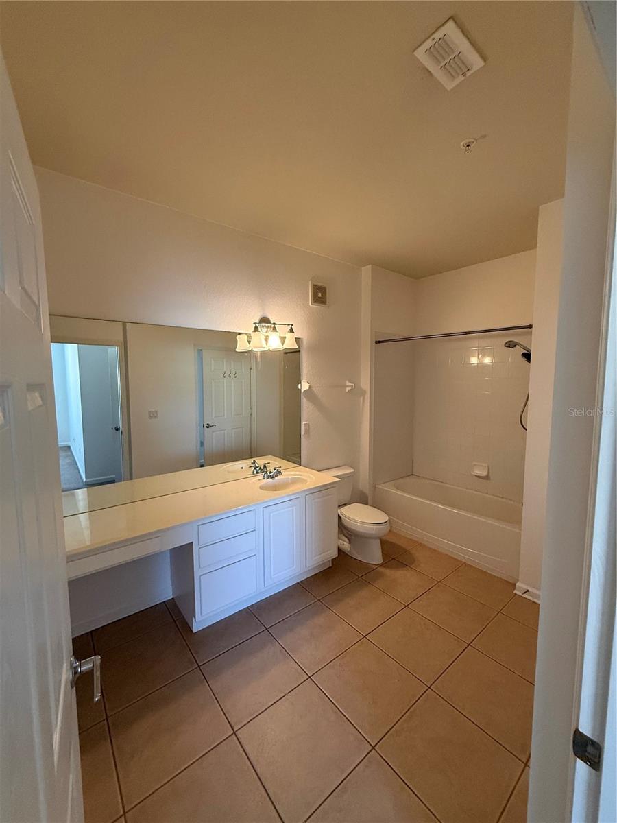 STONEBRIDGE RESERVE CONDOMINIUM PHASE 3 - Residential