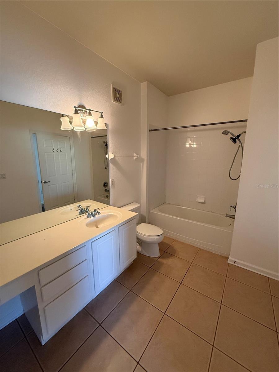 STONEBRIDGE RESERVE CONDOMINIUM PHASE 3 - Residential