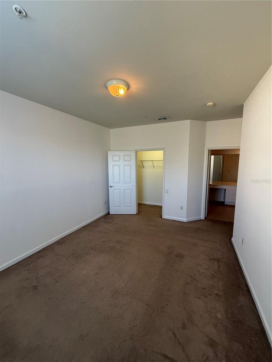 STONEBRIDGE RESERVE CONDOMINIUM PHASE 3 - Residential