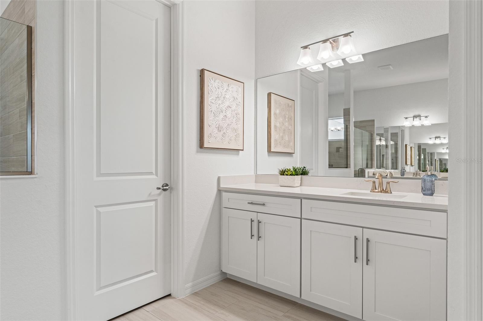 CALUSA COUNTRY CLUB - Residential