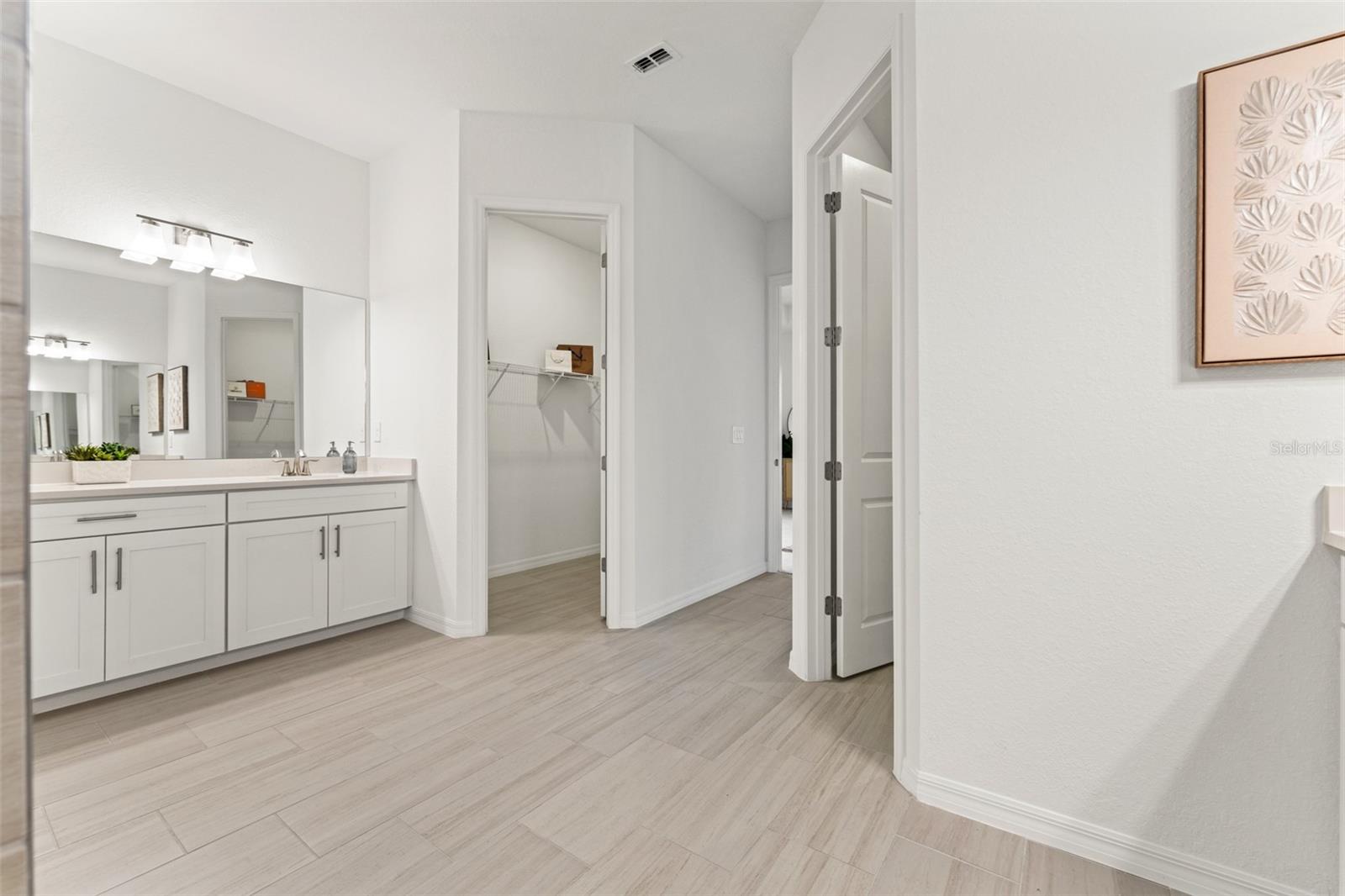 CALUSA COUNTRY CLUB - Residential