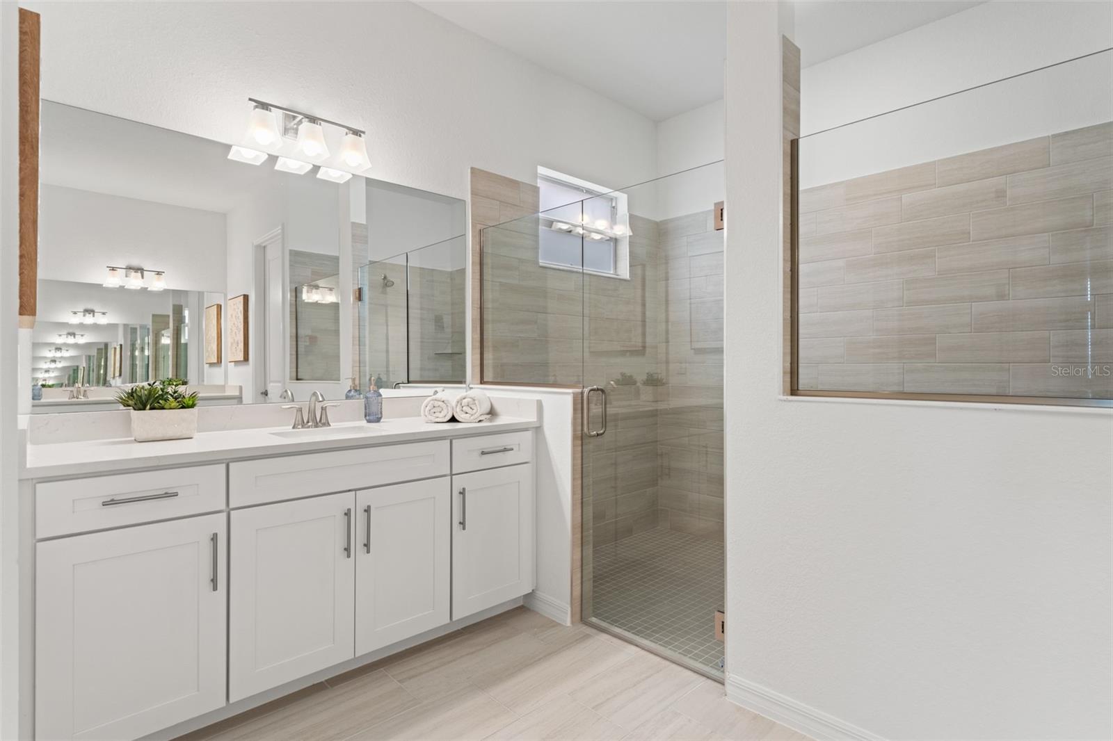 CALUSA COUNTRY CLUB - Residential