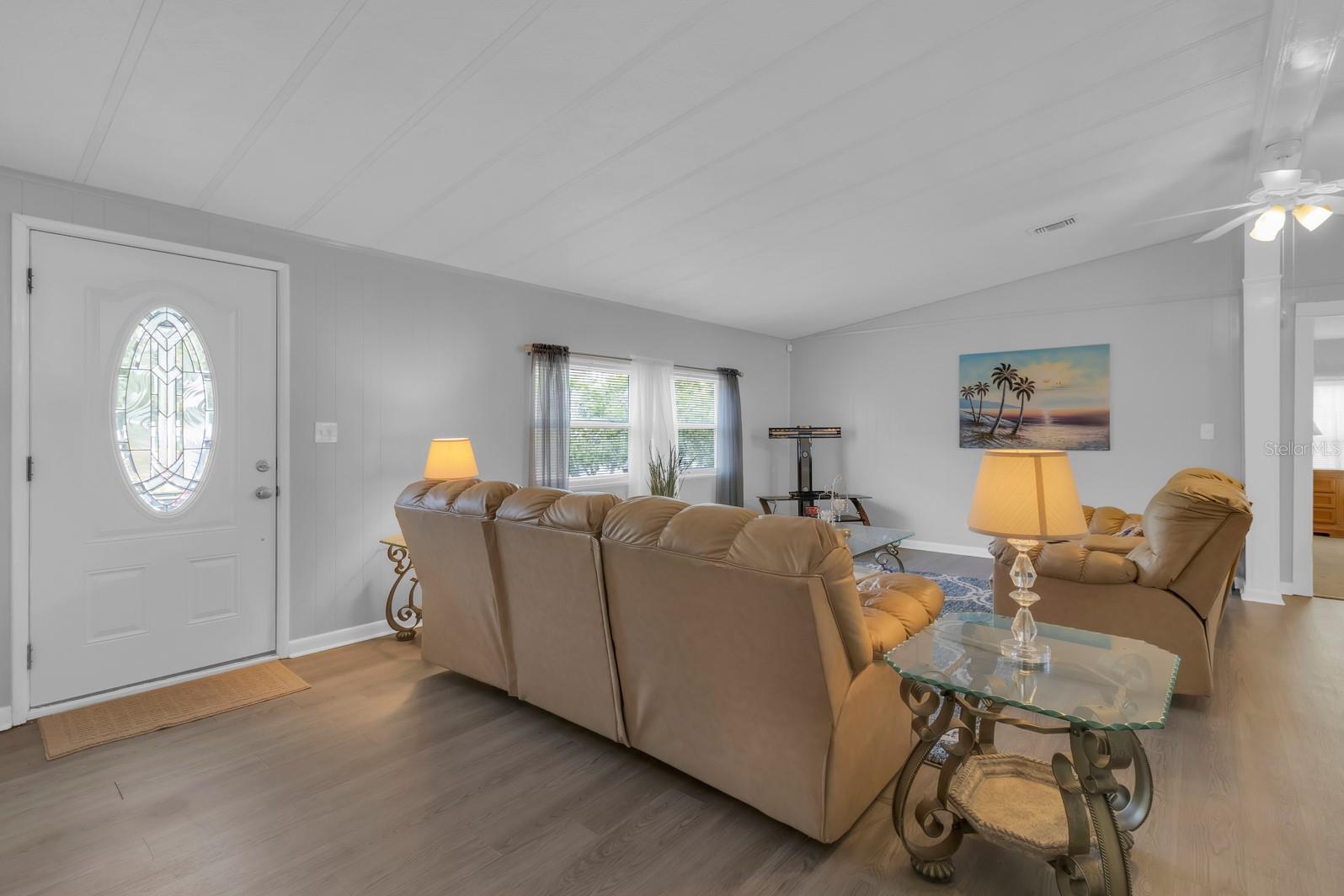 FOXWOOD LAKE ESTATES PH 01 - Residential