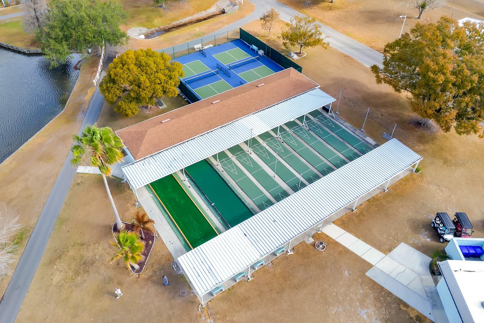 FOXWOOD LAKE ESTATES PH 01 - Residential