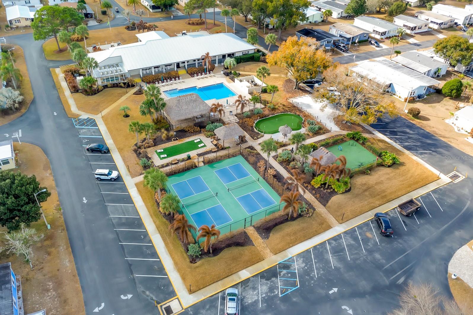 FOXWOOD LAKE ESTATES PH 01 - Residential