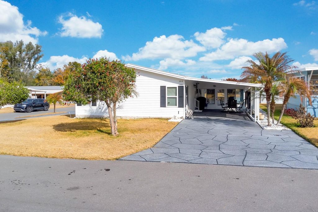 Photo of 1631 Foxway Drive, Lakeland, FL 33810 (MLS # S5143840)