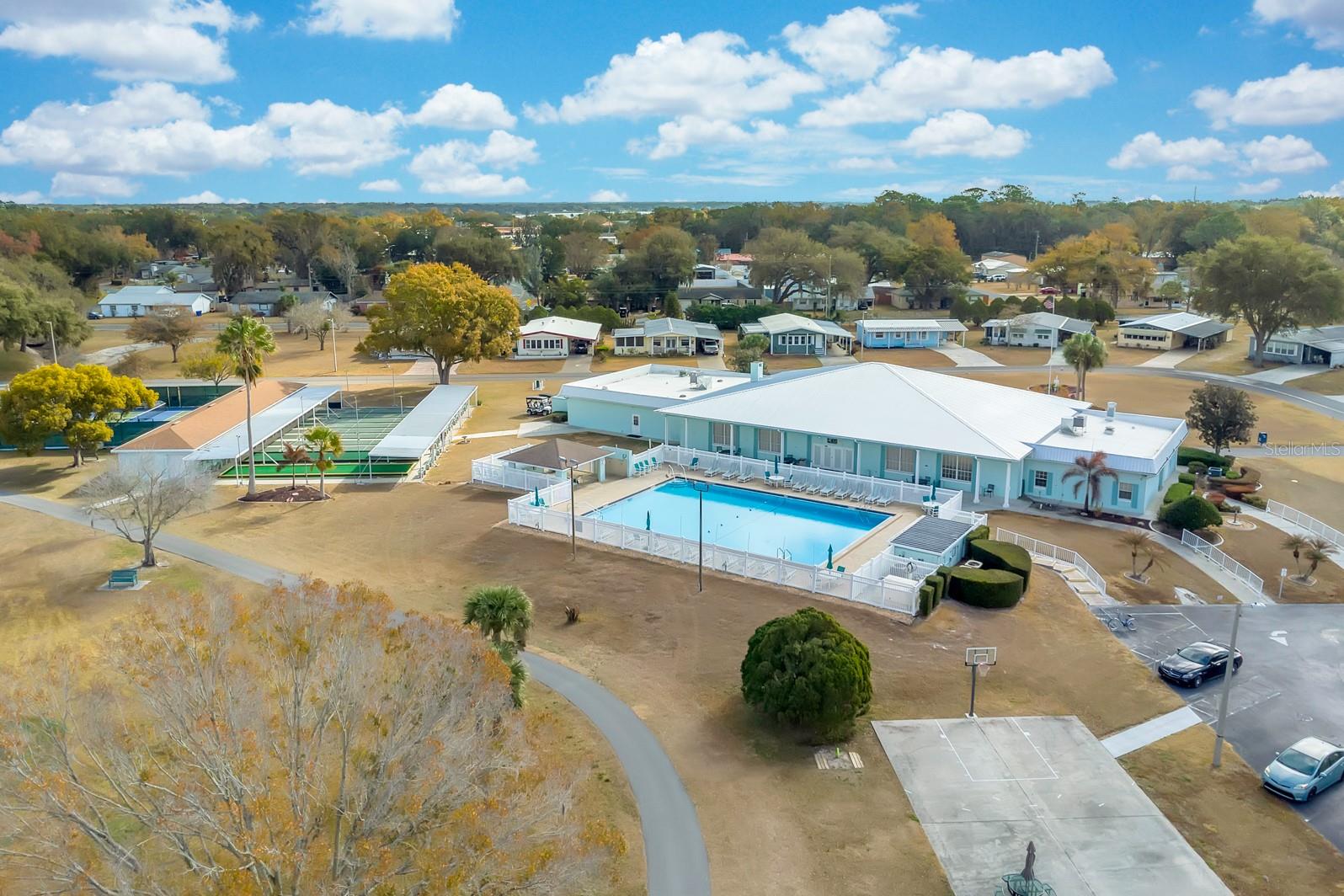 FOXWOOD LAKE ESTATES PH 01 - Residential