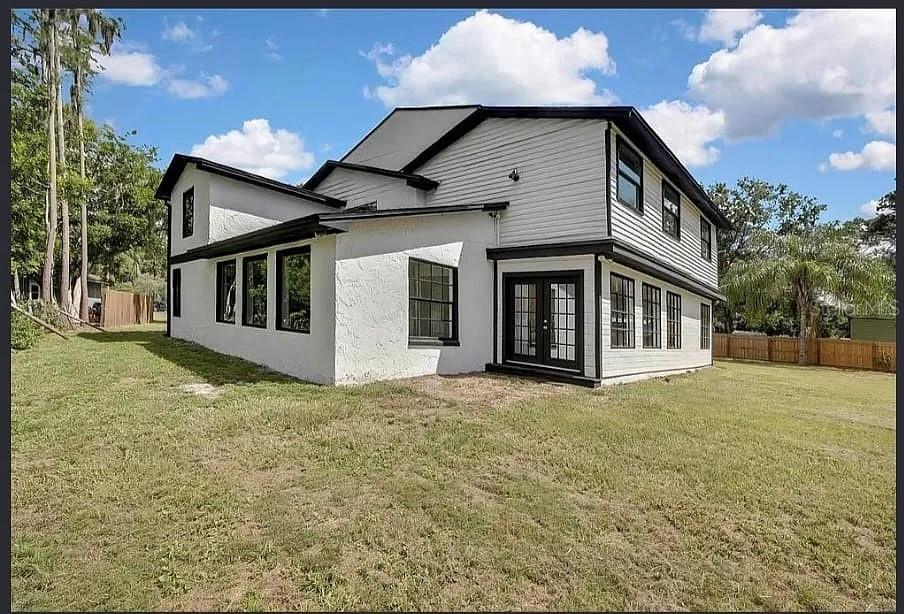 19003 CEDAR LANE