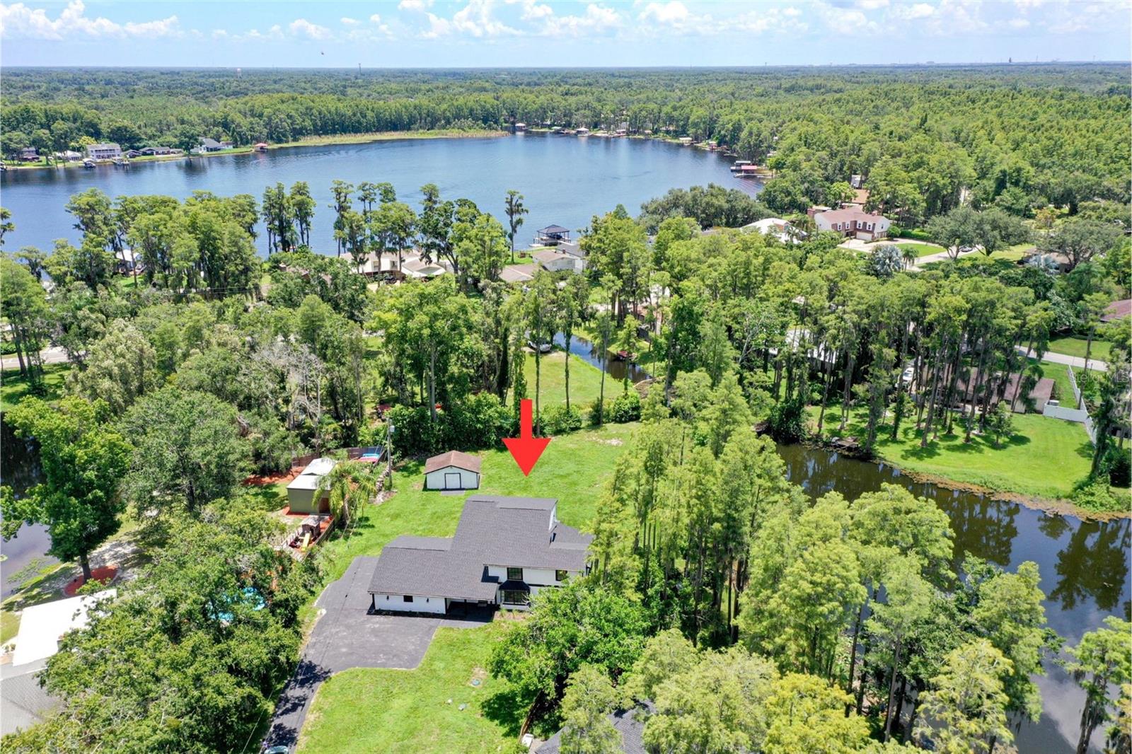 19003 CEDAR LANE