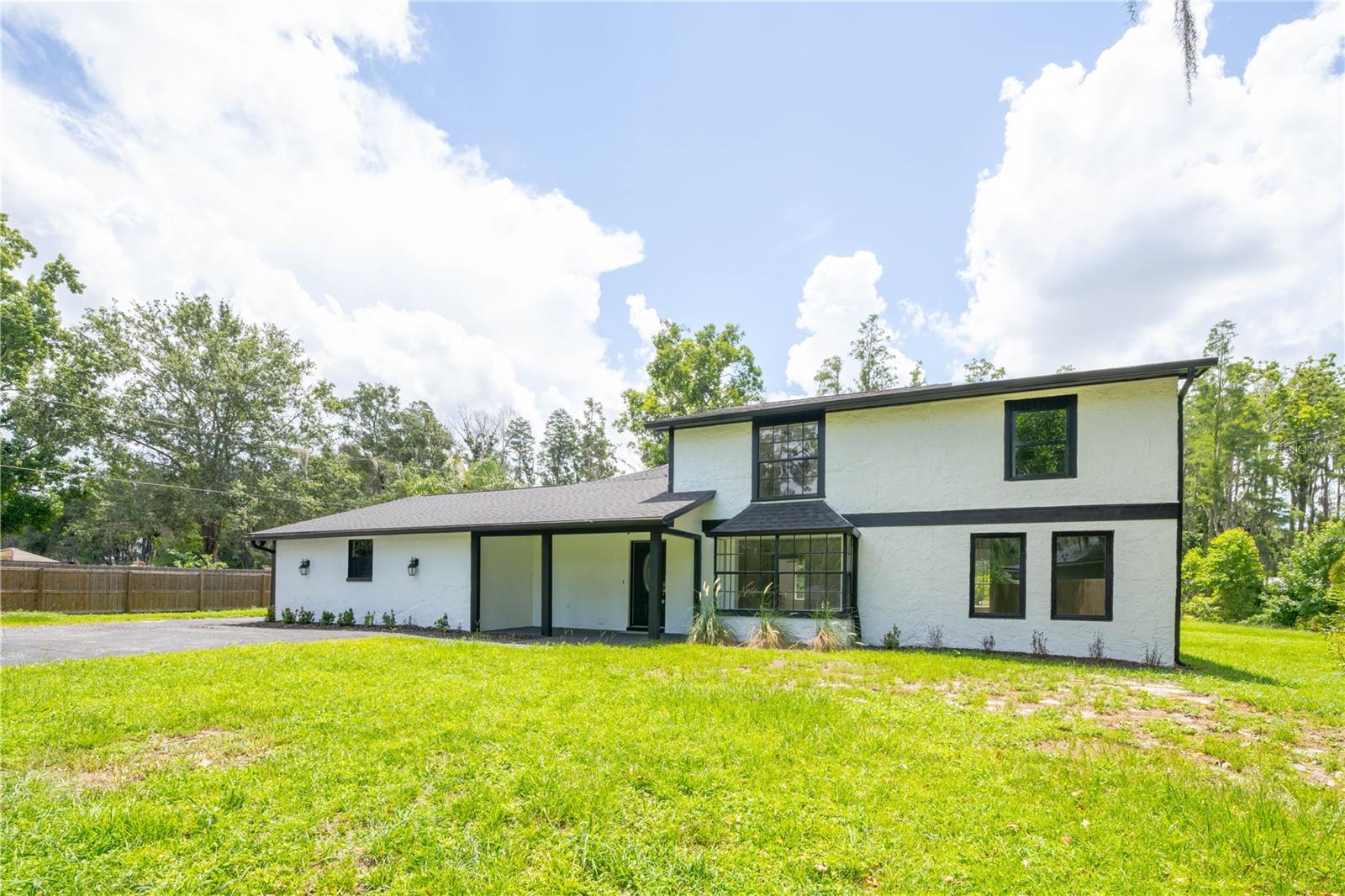 19003 CEDAR LANE
