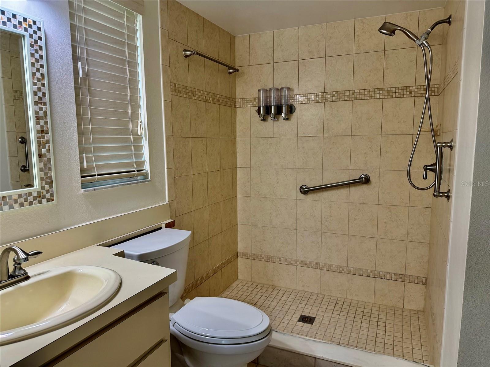 WEDGEWOOD TENNIS VILLAS - Residential