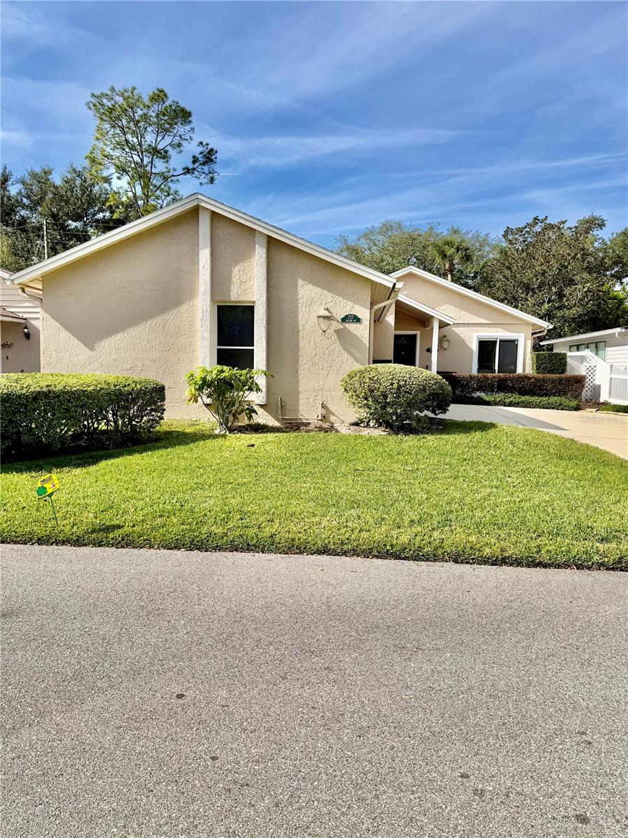 WEDGEWOOD TENNIS VILLAS - Residential