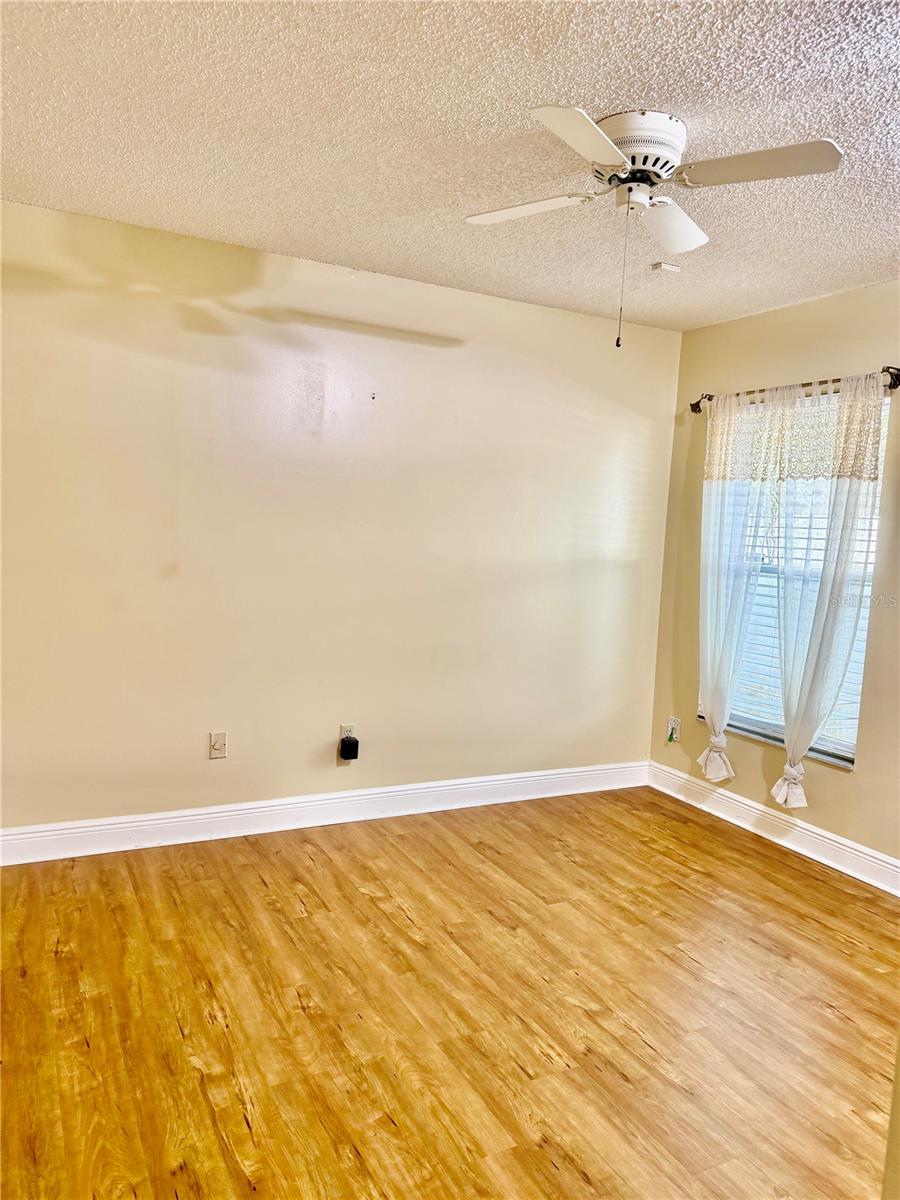 WEDGEWOOD TENNIS VILLAS - Residential