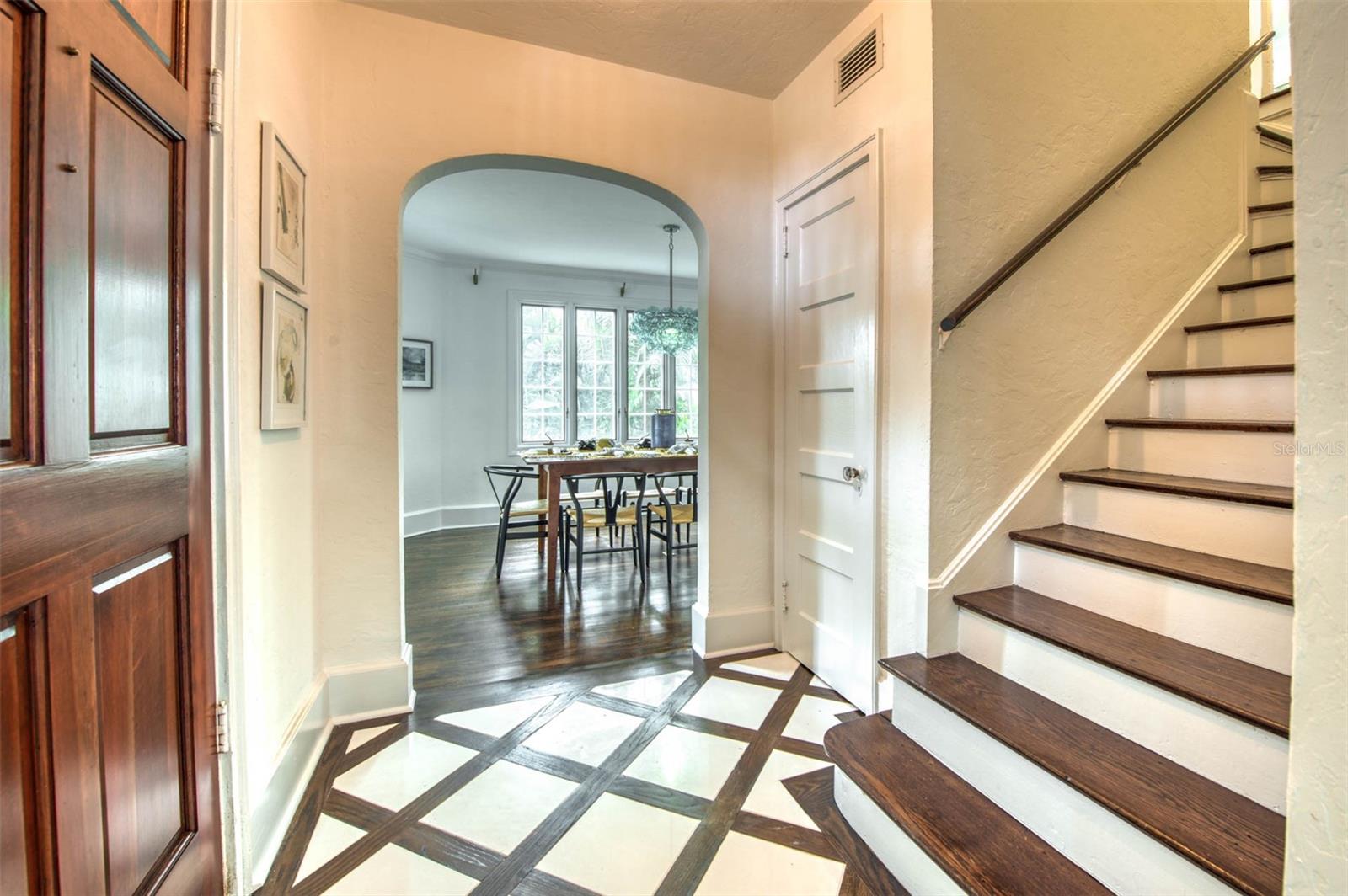 SAINT ARMANDS DIV JOHN RINGLING ESTATES - Residential