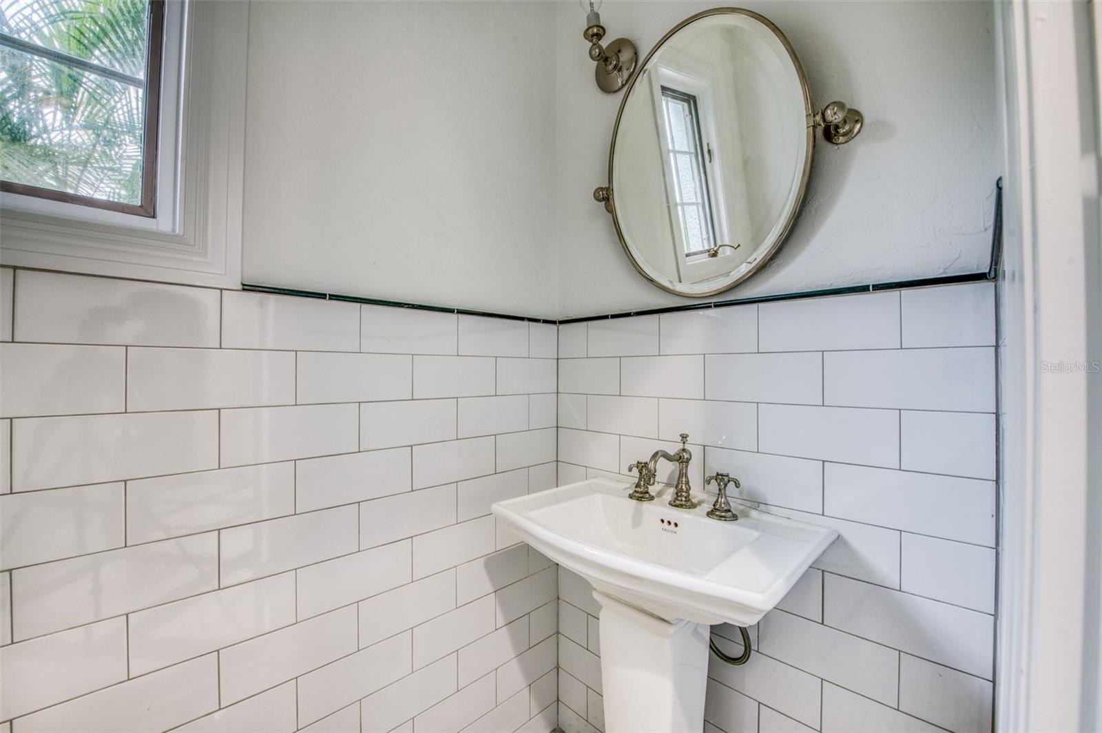 SAINT ARMANDS DIV JOHN RINGLING ESTATES - Residential