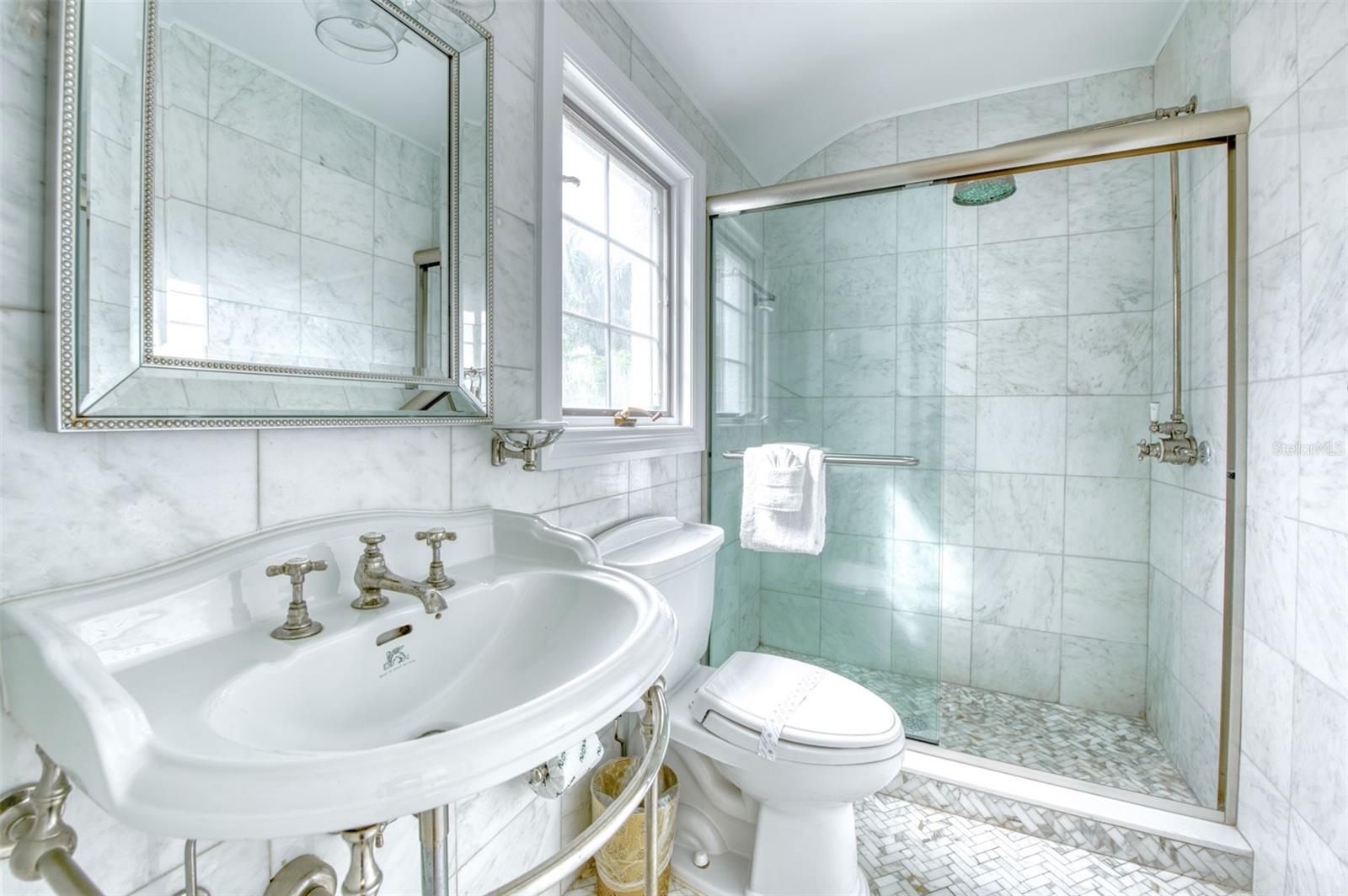 SAINT ARMANDS DIV JOHN RINGLING ESTATES - Residential