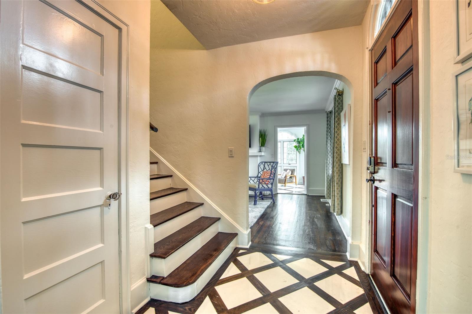 SAINT ARMANDS DIV JOHN RINGLING ESTATES - Residential