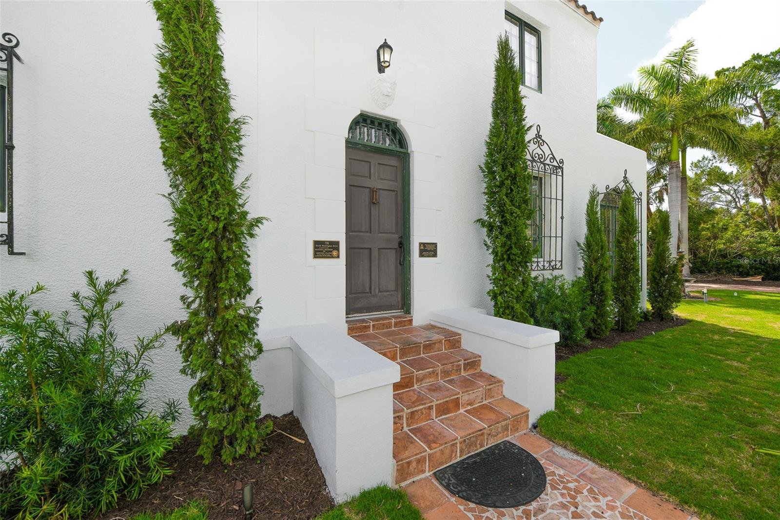 SAINT ARMANDS DIV JOHN RINGLING ESTATES - Residential