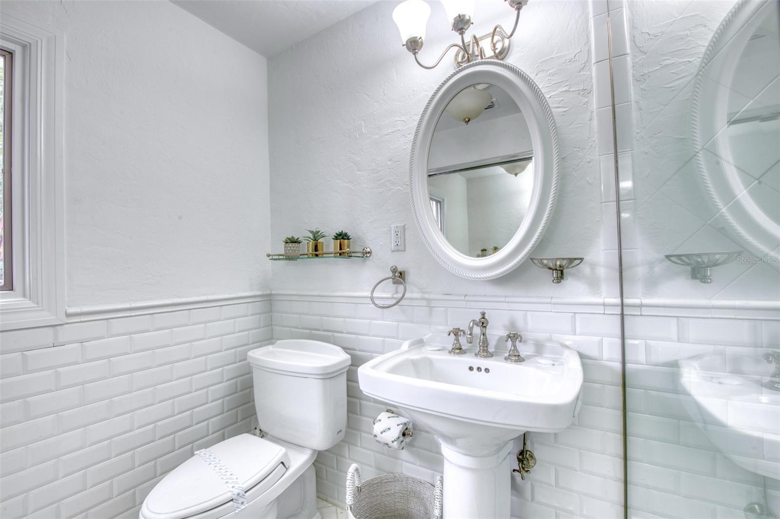 SAINT ARMANDS DIV JOHN RINGLING ESTATES - Residential