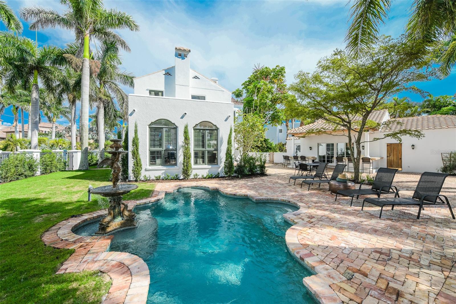 SAINT ARMANDS DIV JOHN RINGLING ESTATES - Residential
