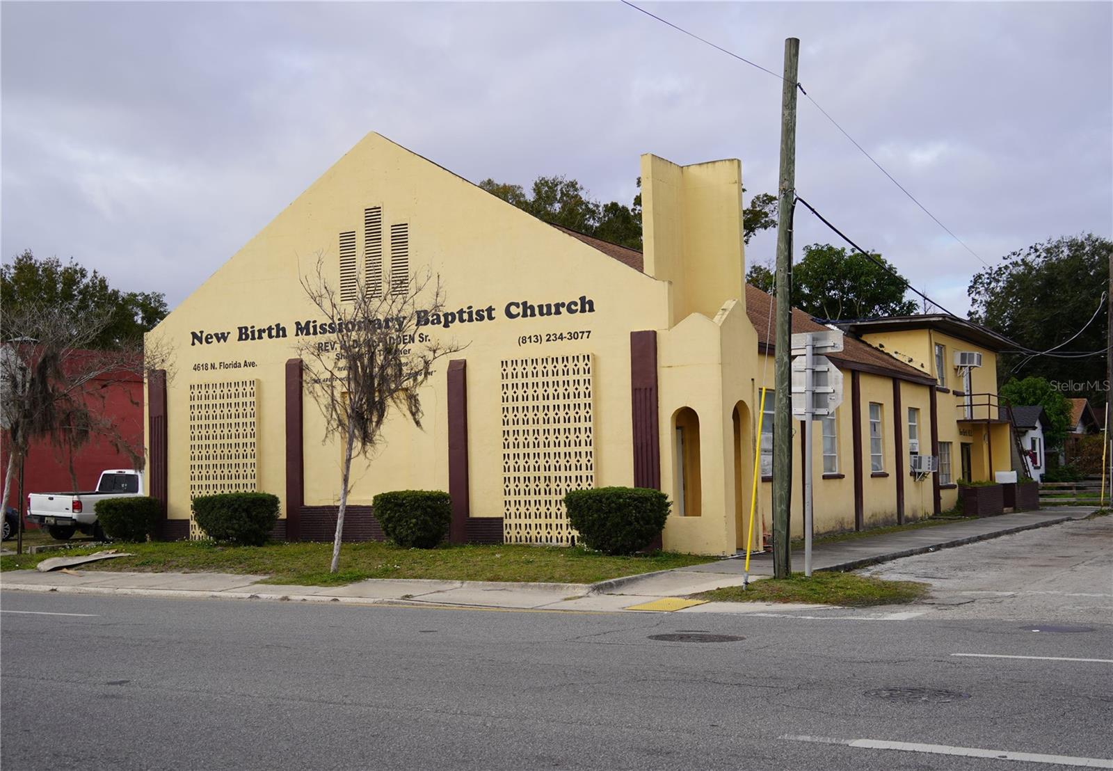 MEADOWBROOK - Commercial Sale