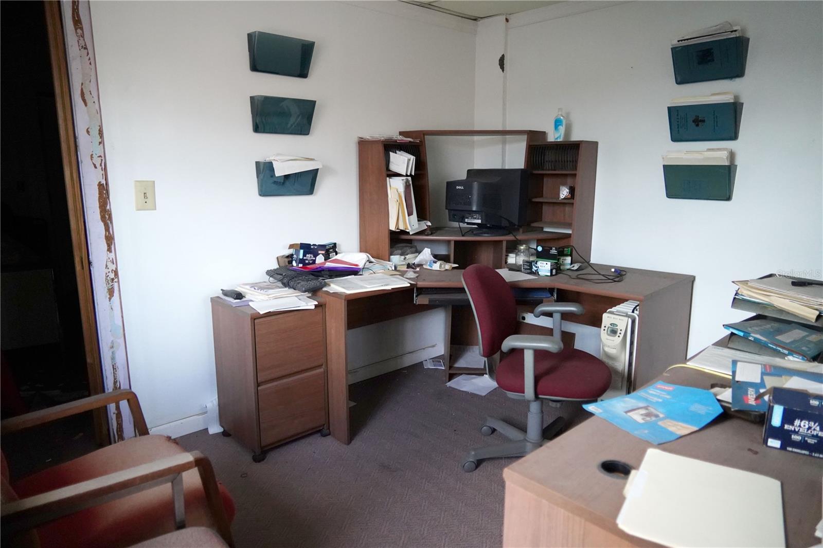 MEADOWBROOK - Commercial Sale